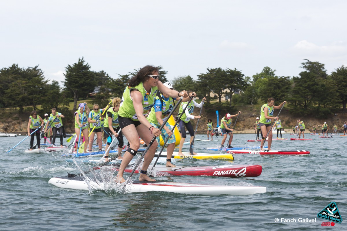 Départ de la catégorie RAIDERS Femme depuis BADEN-TOULINDAC