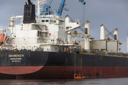 Rade de Lorient, Port de commerce