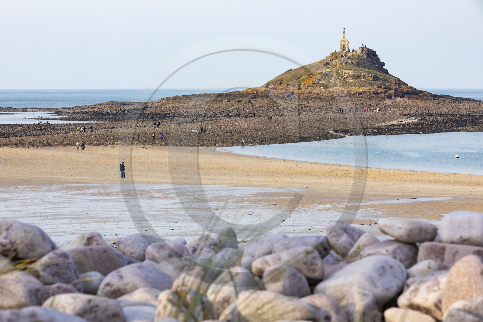 Plage de l'ilôt Saint-Michel à Erquy