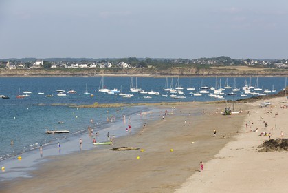 La plage du Rougeret à Saint-Jacut de la Mer ( 22 ).