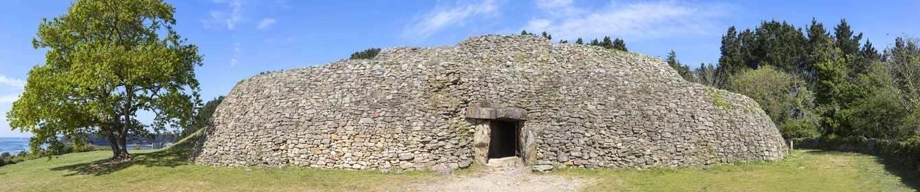 The cairn of Gavrinis _ Larmor-Baden