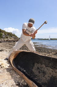 Neolithic Pirogue _ Gavrinis