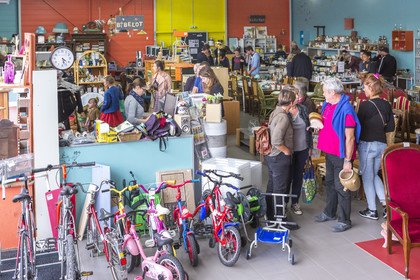 thrift shop at Caudan, comptoir du réemploi
