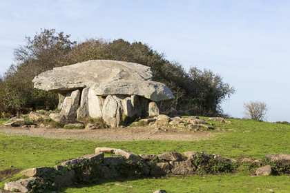 PenHap dolmen on the island to the monks