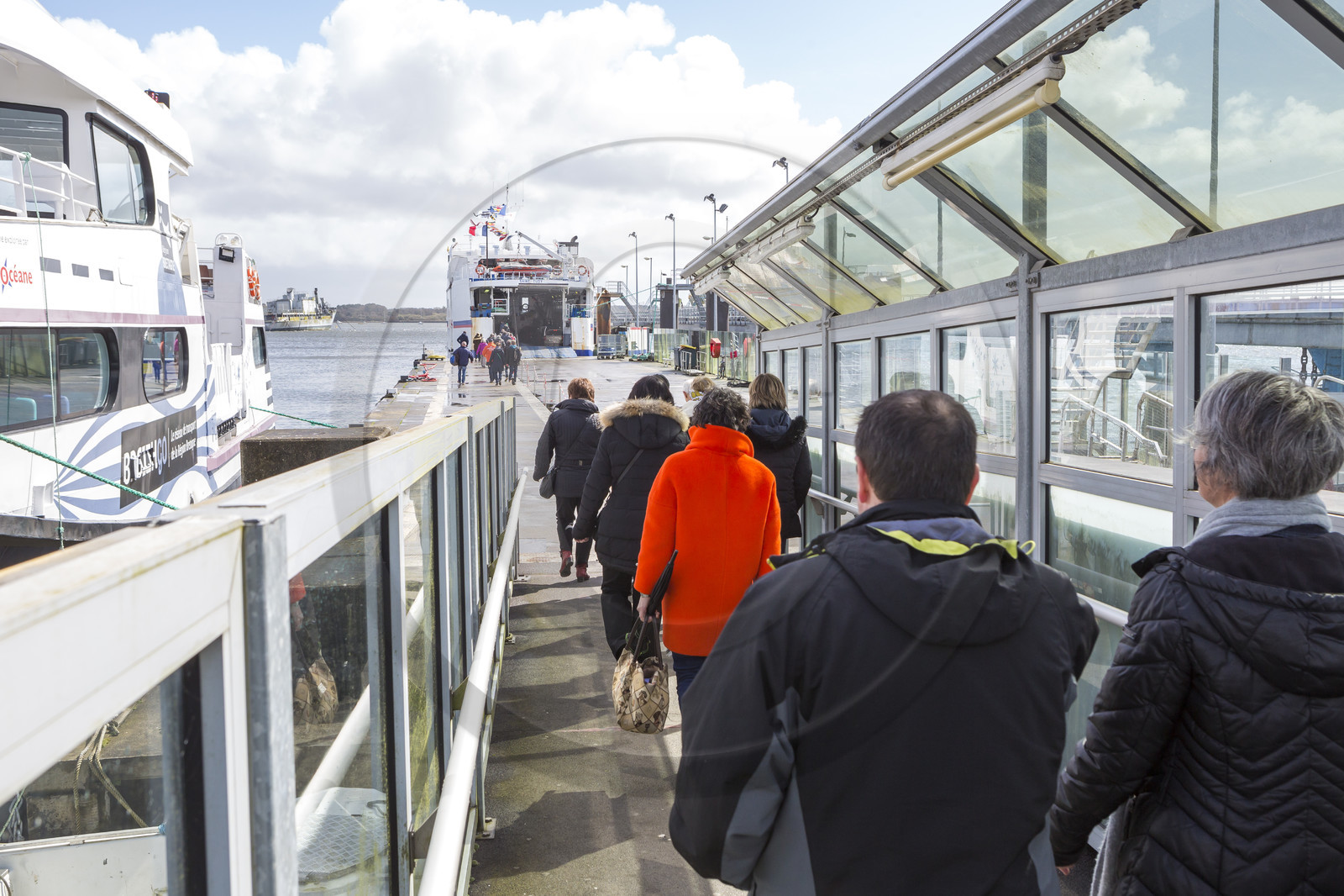 Gare maritime de Lorient _ Départ pour l'ile de Groix à bord du St Tudy.