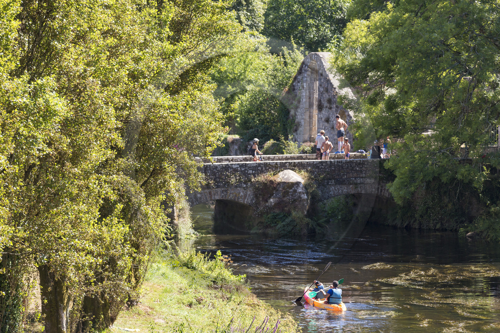 Canoeing and Kayaking on the Scorff.
