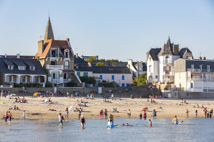 La plage de Port-Maria à Larmor-Plage.