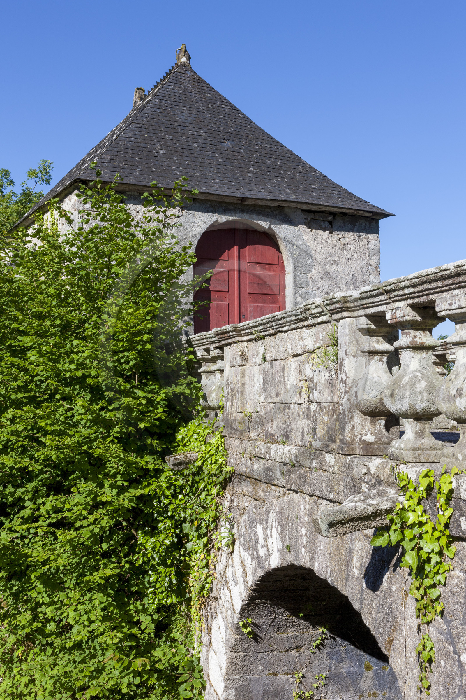 La chapelle Sainte-Barbe au Faouët (56).